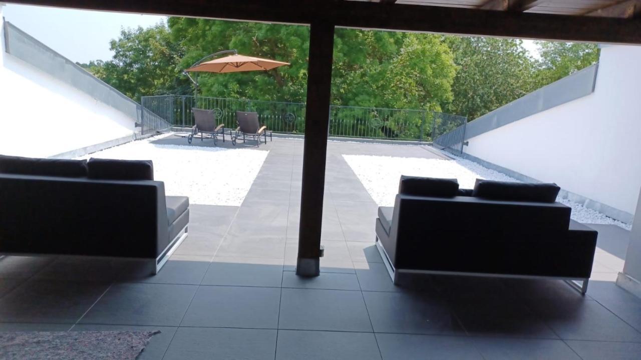 Ferienwohnung Mit Kamin Und Traumhafter Dachterrasse Mit Weitblick In Die Natur Neu Gaarz Εξωτερικό φωτογραφία