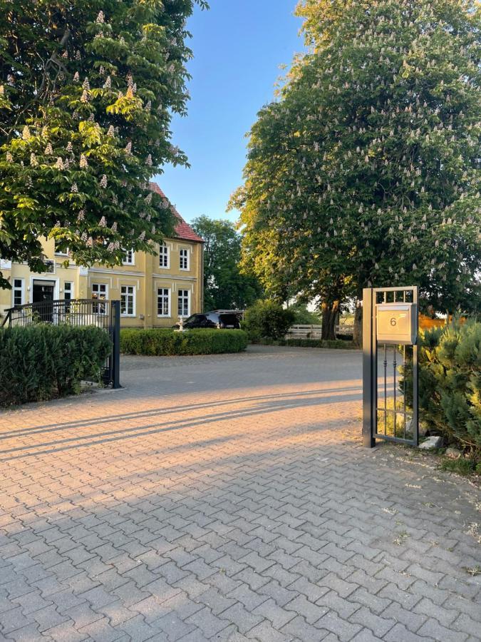 Ferienwohnung Mit Kamin Und Traumhafter Dachterrasse Mit Weitblick In Die Natur Neu Gaarz Εξωτερικό φωτογραφία